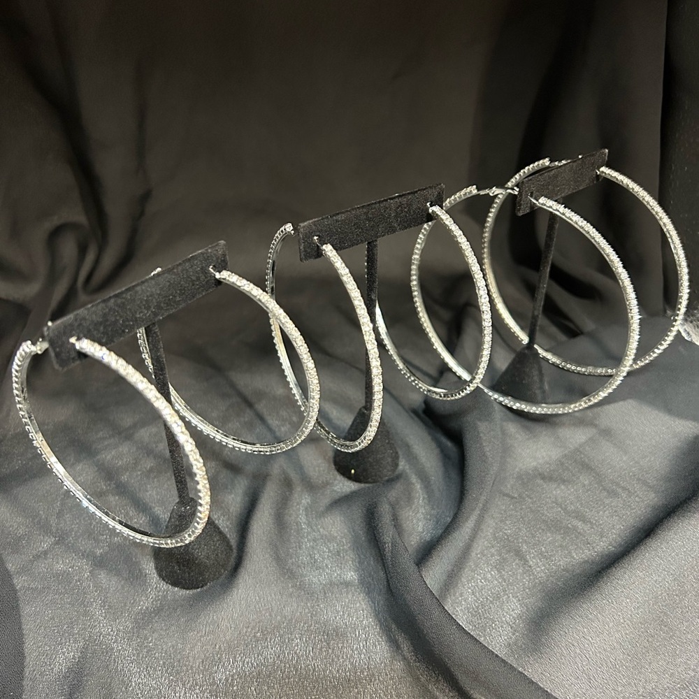 Elegant faux diamond Hoop Earrings - Picture 6 of 10
